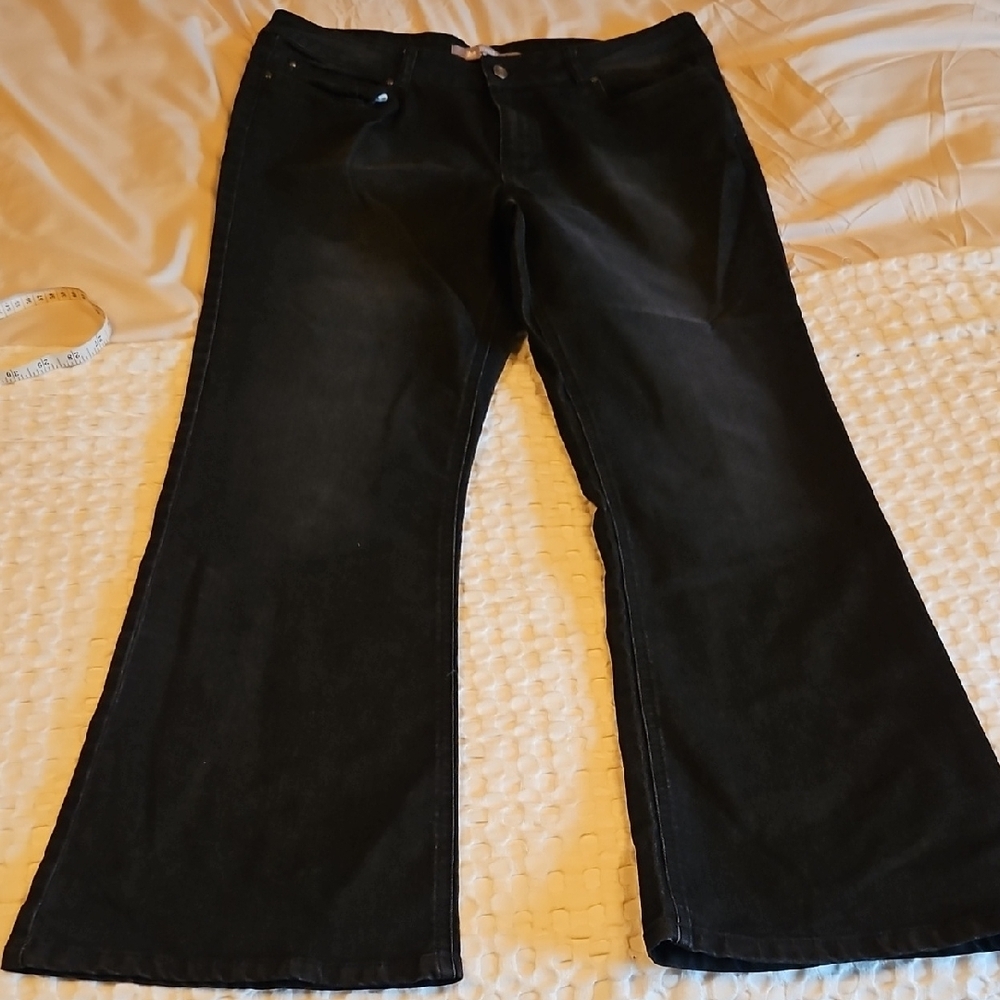 EUC Wind River Black Flare Jeans 16 x 32
